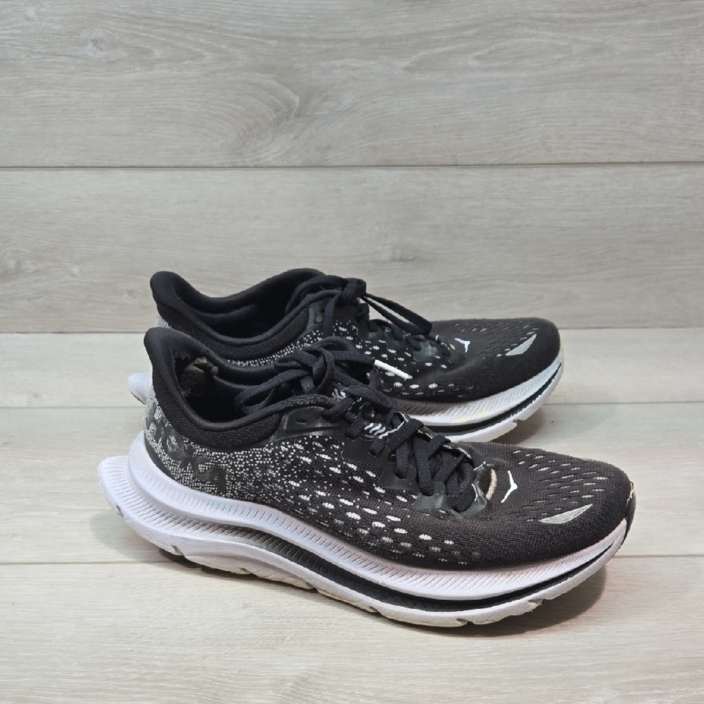Hoka One One Women's Kawana Black Running Shoes Sneakers Arhletic Sz 8B
